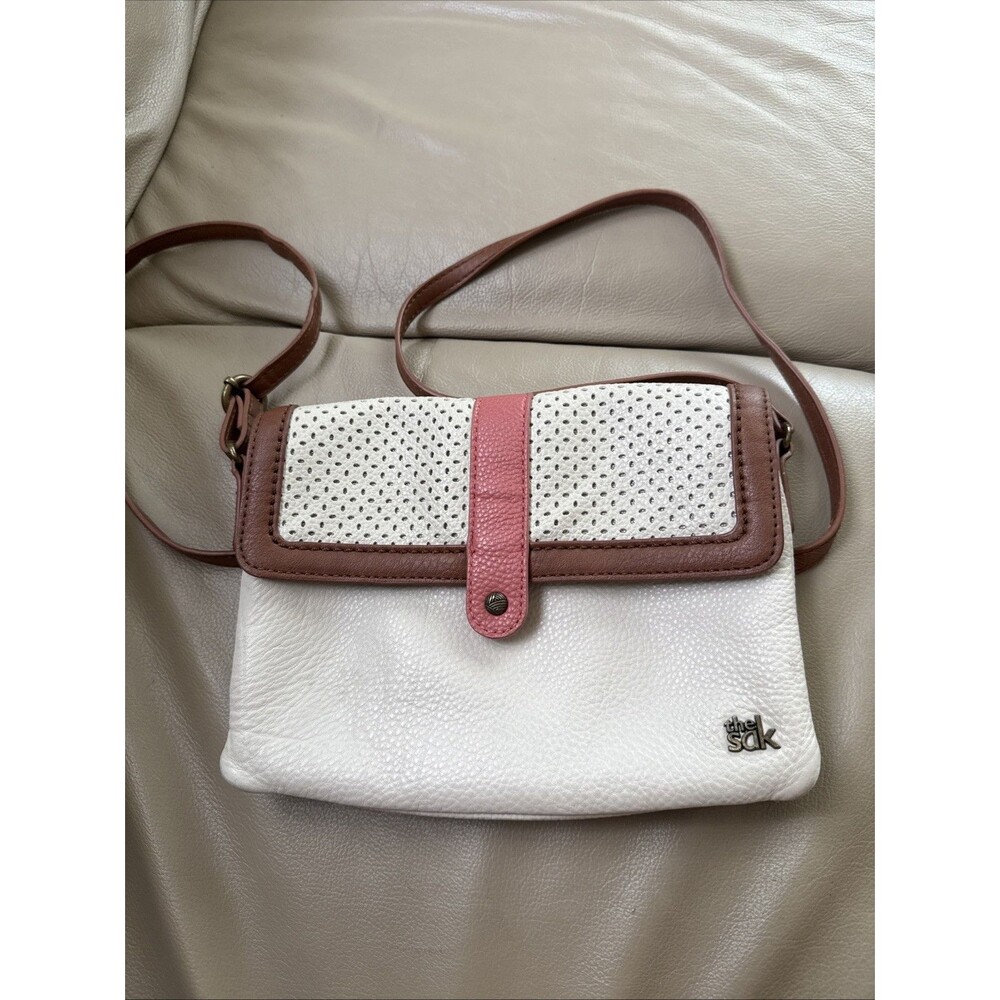 The Sak Leather Crossbody Bag Beige/Cream with Pink Accent New With Tag